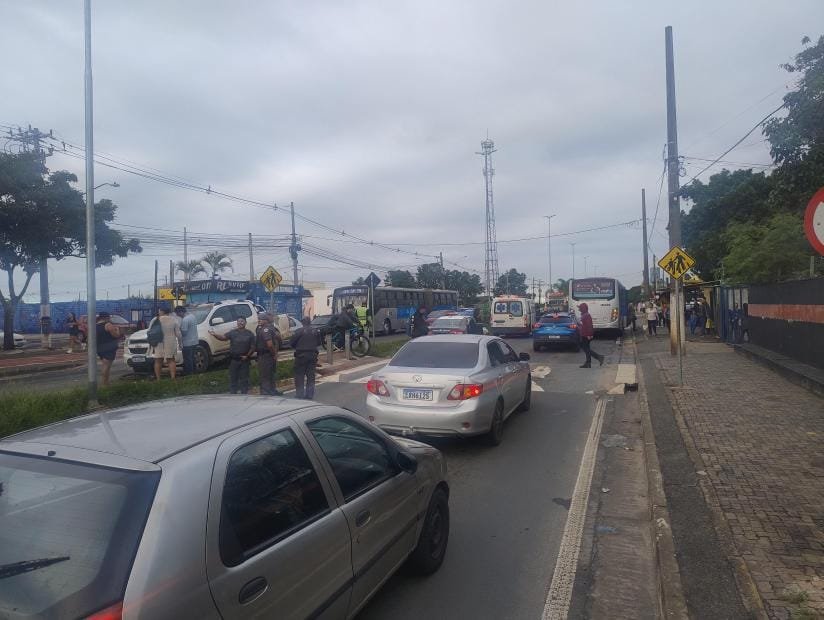 Ciclista é atropelado na Rodovia Valdomiro Correia de Camargo