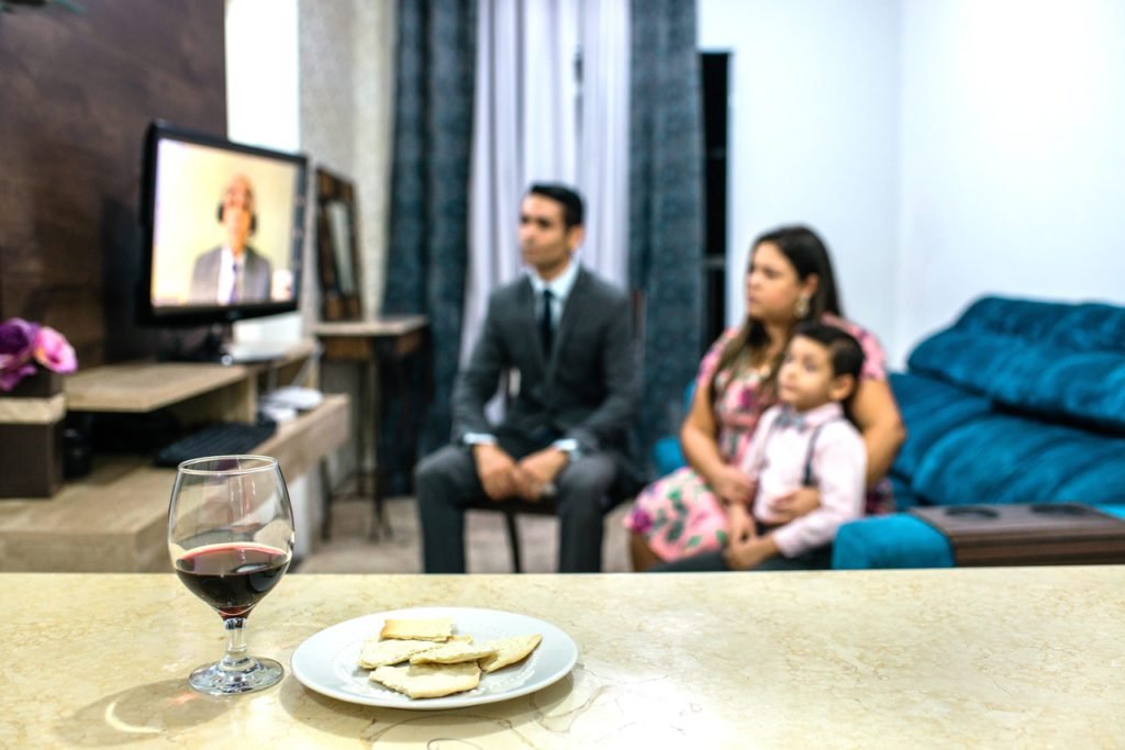 Testemunhas de Jeová celebram Morte de Cristo neste sábado