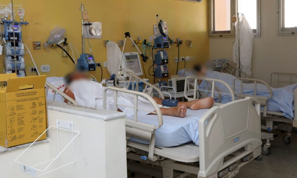 Hospital de Campanha amplia capacidade de leitos de enfermaria