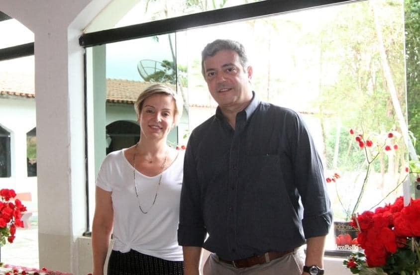 Patricia Müller anuncia o fim de seu casamento com o prefeito Guilherme Gazzola