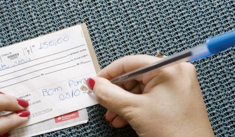 Ano novo, datas novas &#8211; cuidado na hora de preencher o cheque