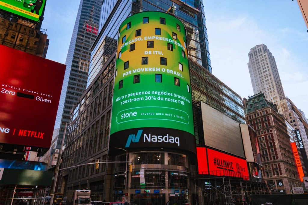 Empresa leva Itu à Times Square, em Nova York