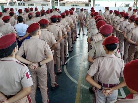 MEC prevê mais 54 escolas do tipo cívico-militar em 2021