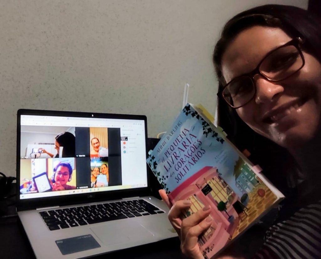 Clube do Livro arrecada obras para doar no Natal