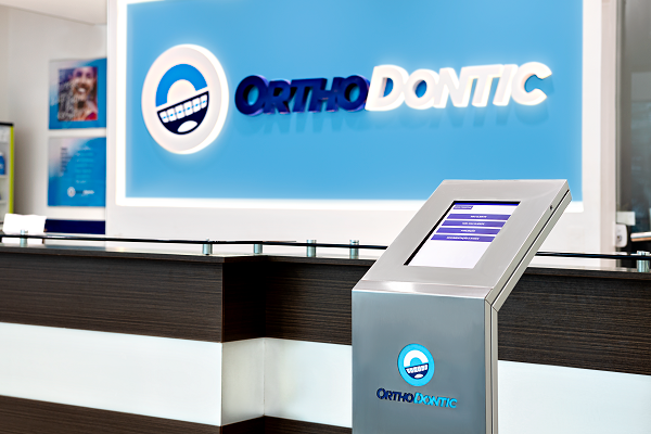 Rede de franquia OrthoDontic busca franqueados na região de Itu