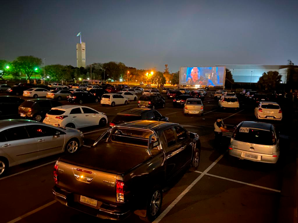 Cine Movie Car divulga programação