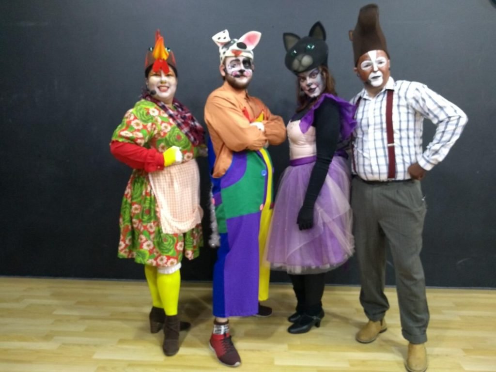 “Os Saltimbancos” é atração no Cine Drive in Cultural