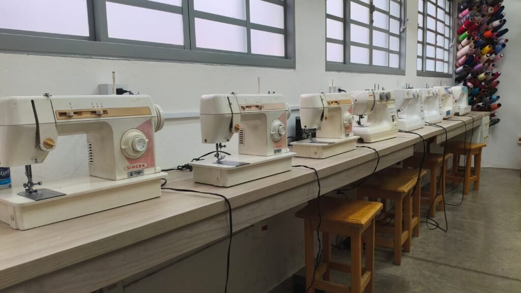 Itu oferece cursos gratuitos de figurino e maquiagem artística