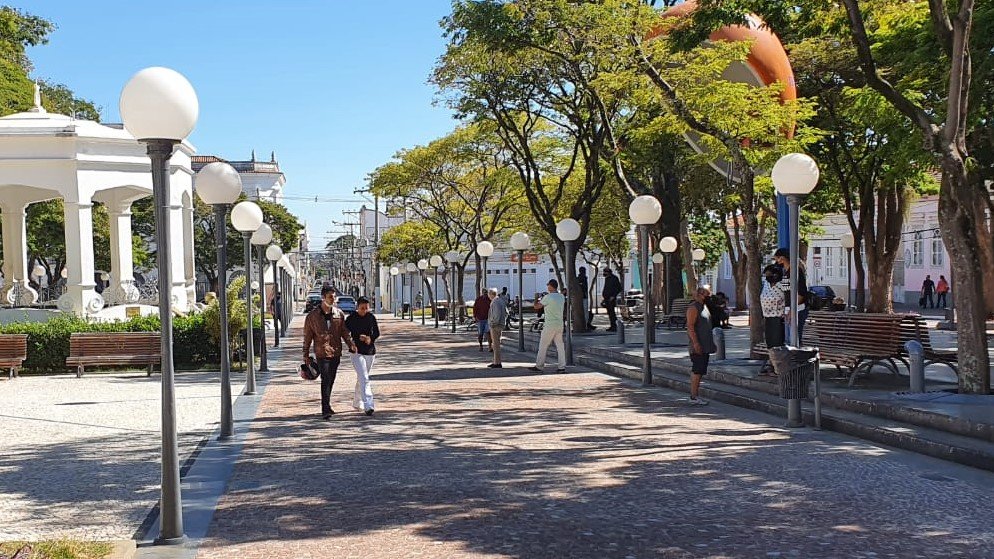 Itu e Salto entram na zona vermelha de isolamento social