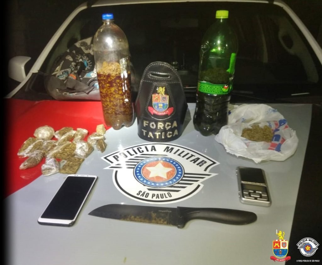PM apreende drogas escondidas em garrafas