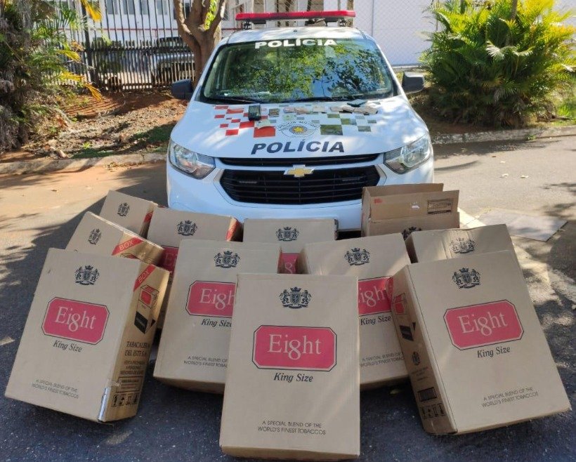 Homem tenta subornar PMs