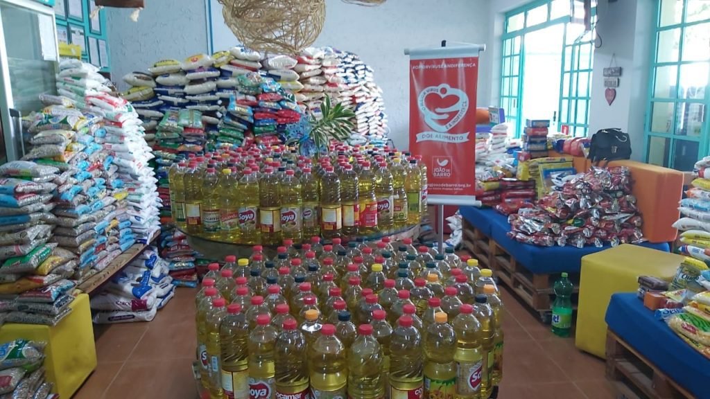 ONG João de Barro arrecada duas toneladas de alimentos