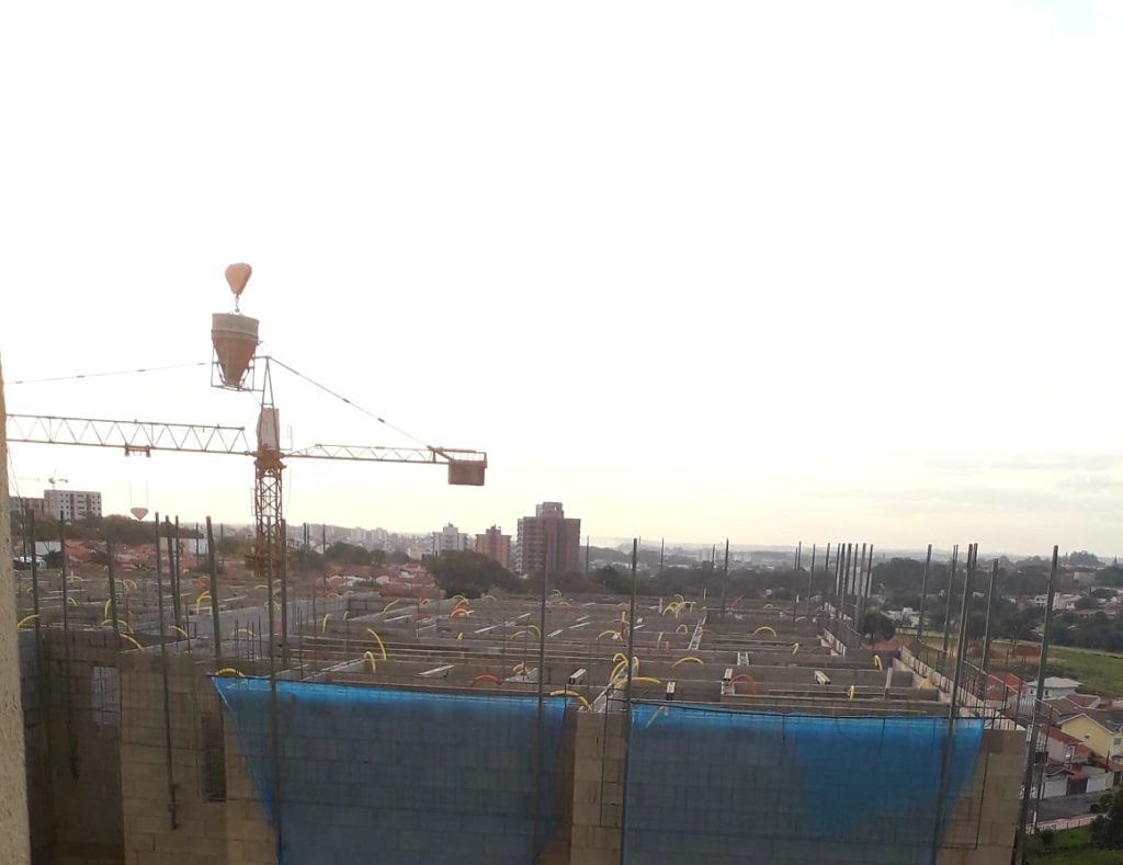 Itu fecha o primeiro semestre com saldo negativo de emprego