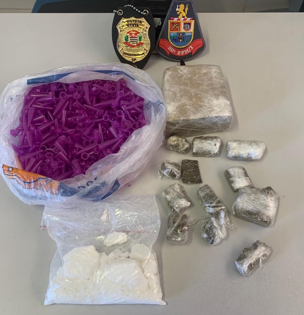 Traficantes são presos em flagrantes no Portal do Éden