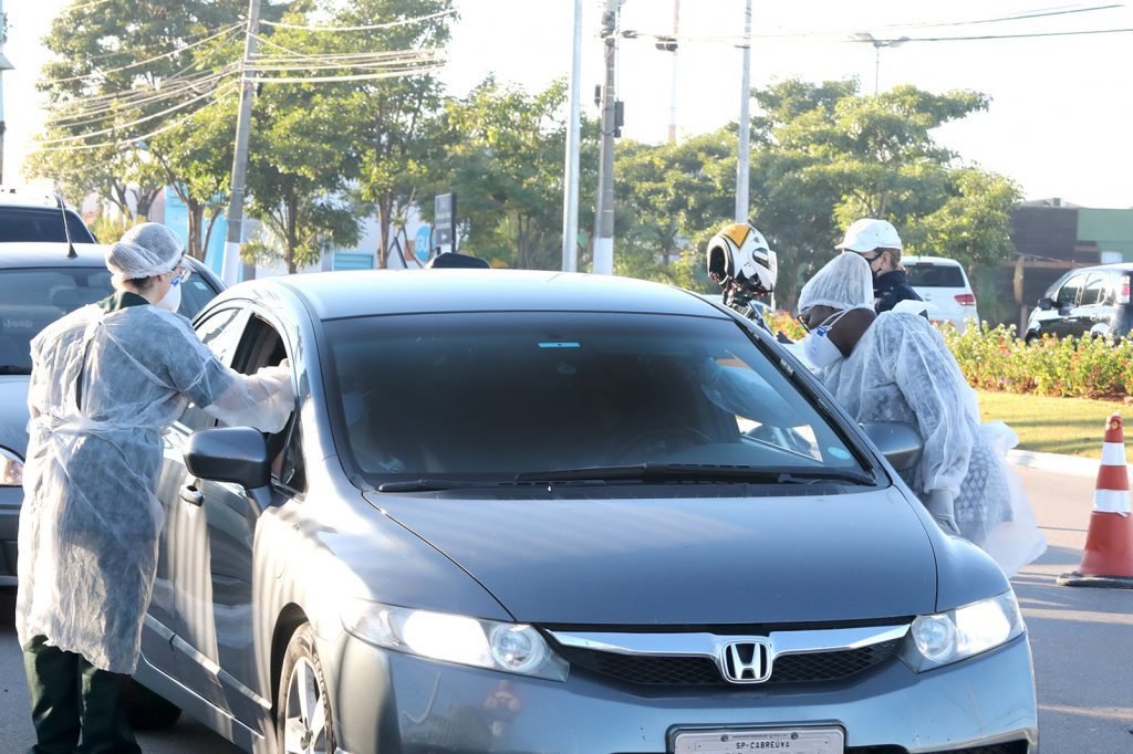 Prefeitura promove barreiras sanitárias durante feriadão de SP