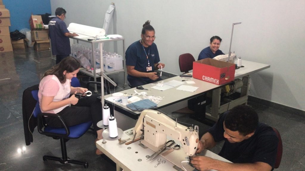 Grupo Belarmino produz 17 mil máscaras de tecido