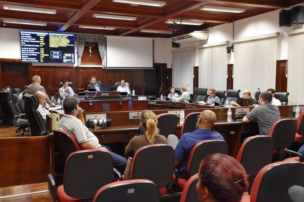 Vereadores aprovam sete projetos em Sessão Ordinária
