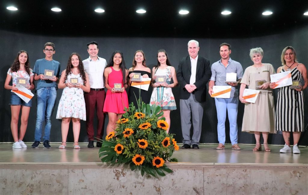 Inscrições abertas para a 28ª Edição do Prêmio Moutonnée de Poesia