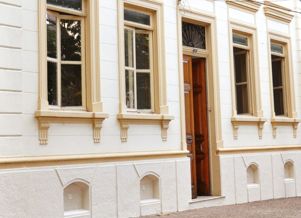 Escola Municipal de Iniciação Artística abre inscrições para novos cursos