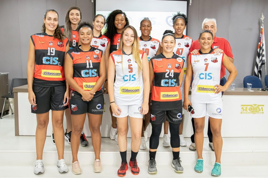 Ituano Basquete apresenta novos uniformes de equipes