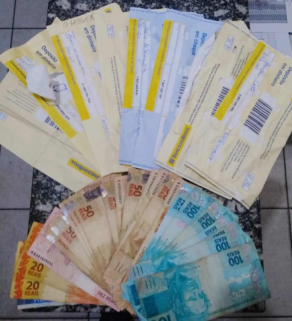 PM prende rapaz furtando caixas eletrônicos