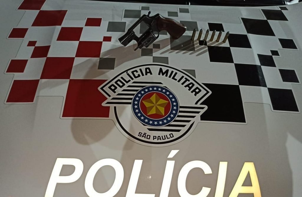 PM prende ex-marido por ameaças e porte de arma