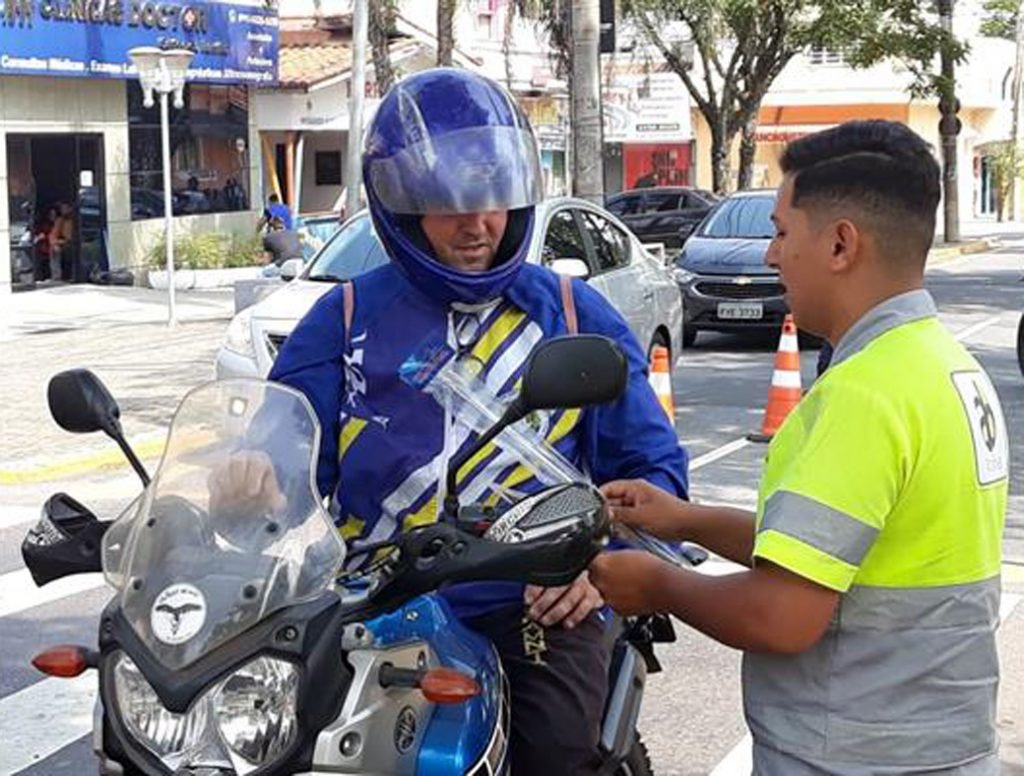 AB Colinas realiza Motociclista na Via em Salto