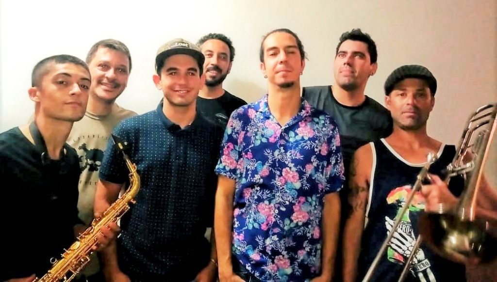 Praça do Carmo tem shows de reggae neste domingo