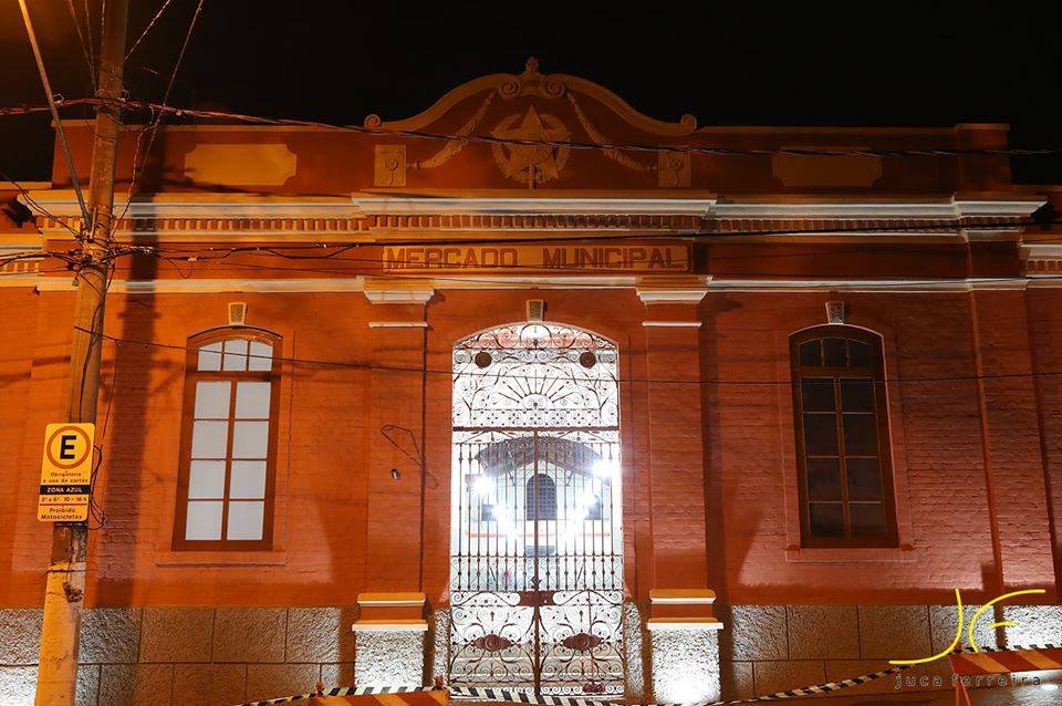 Mercado Municipal restaurado reabre as portas, ainda sem comerciantes