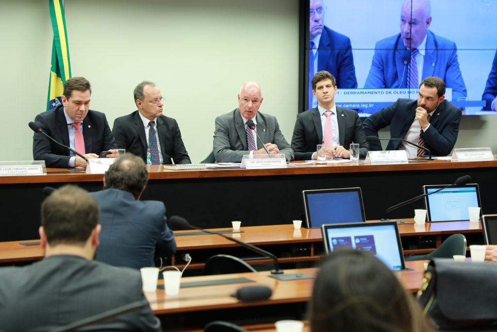 Herculano Passos é eleito presidente da CPI do Derramamento de Óleo