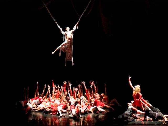 Sala Palma de Ouro recebe o Curso de Férias Internacional de Dança 2020