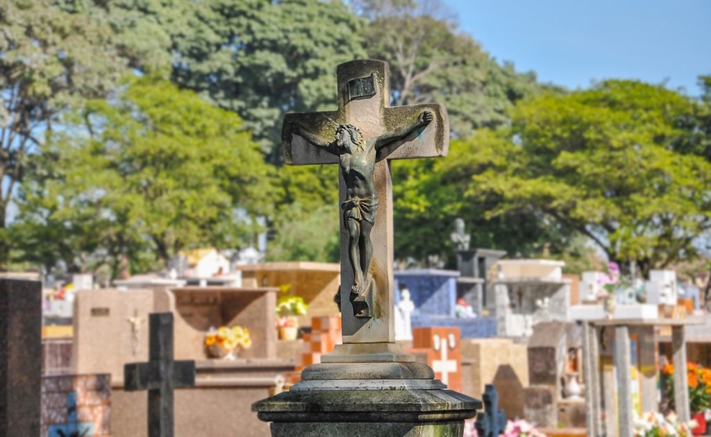 Cemitério terá missa e culto evangélico no  Finados