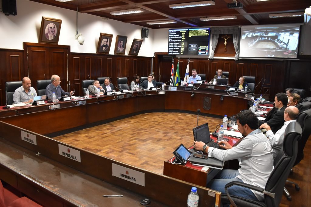 Projeto de Lei sobre “Semana da Diversidade LGBTI+” é novamente adiado