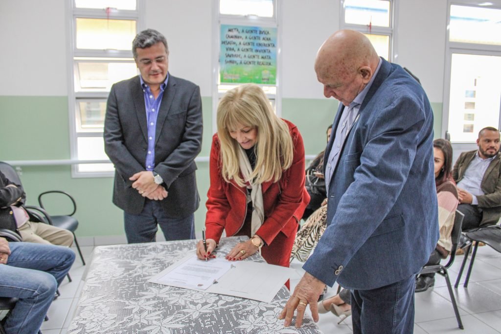 Apae de Itu recebe R$ 200 mil de deputada estadual