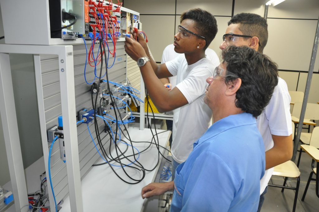 Senai de Porto Feliz recebe inscrições para cursos de qualificação profissional