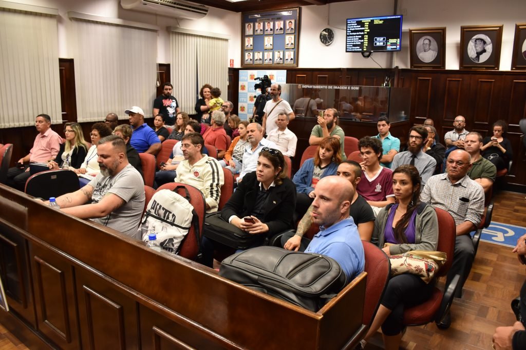 Câmara aprova Semana da Diversidade LGBTI+