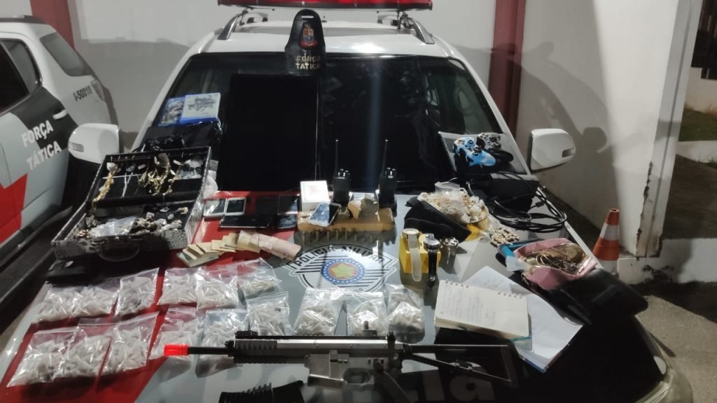 Polícia Militar prende quadrilha envolvida em furto e tráfico